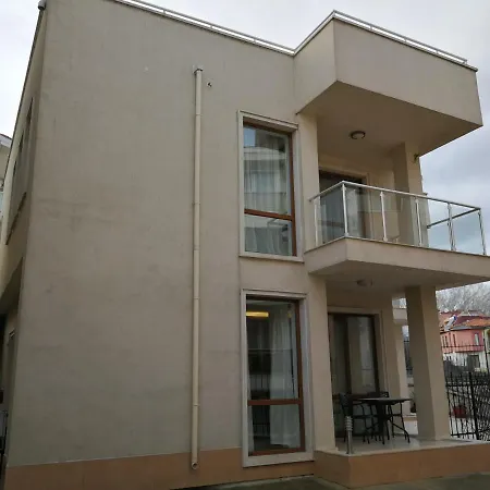 Cozy Family 500m. From The Villa Byala (Varna)