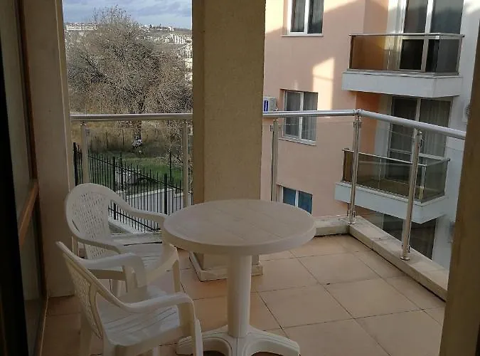 Cozy Family 500m. From The Вилла