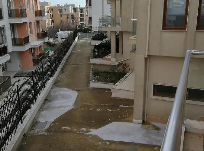 Cozy Family 500m. From The Вилла *